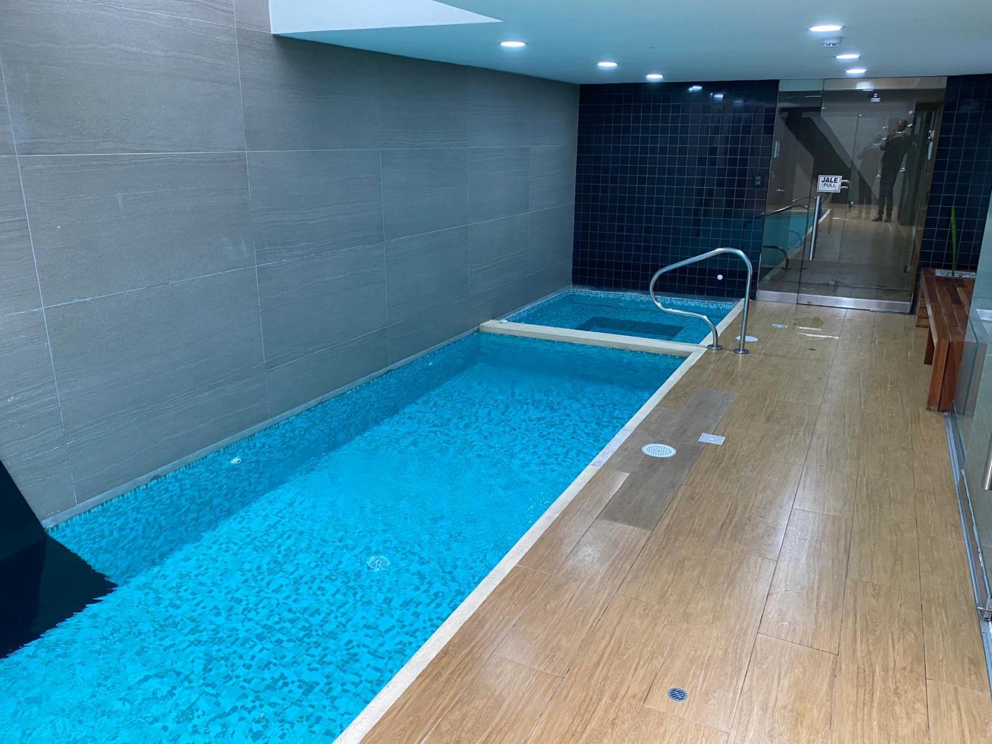 Hermoso Apartamento Con Piscina Miraflores- Canvas リマ エクステリア 写真